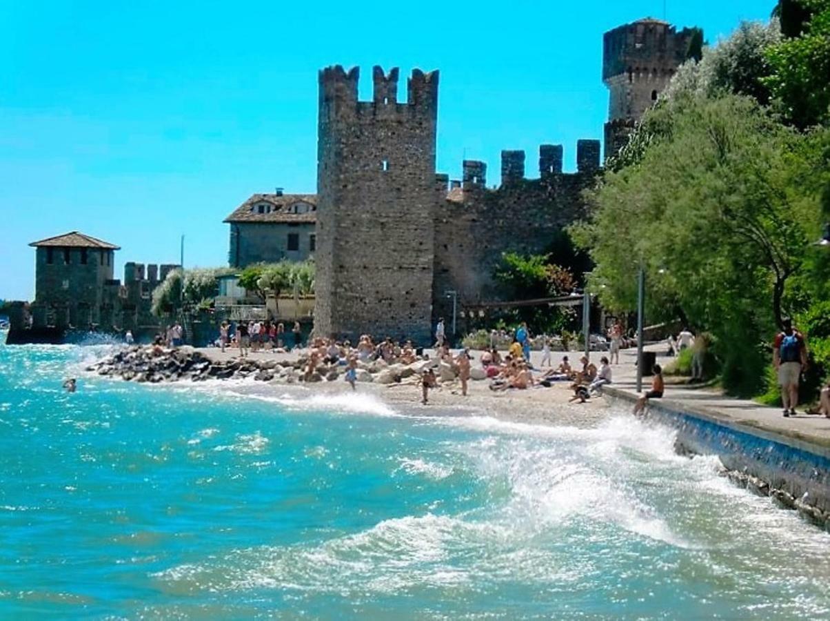 B&B Happy Days Breakfast Sirmione Exterior photo